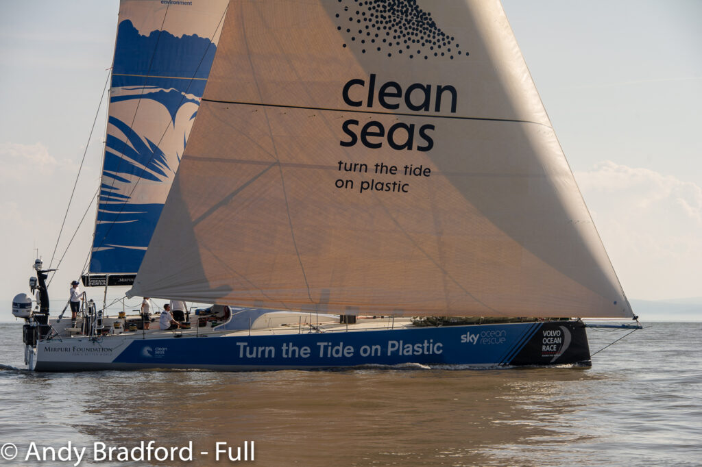 Volvo Ocean Race Cardiff-14